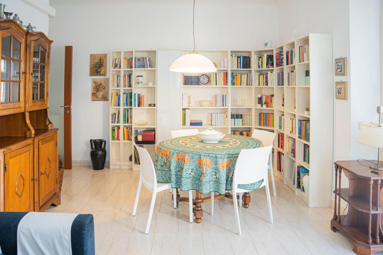 076 - Casa La Libreria, Centro Citta Di Chiavari, 500 Metri Da Mare E Spiagge - 2 Camere Da Letto Luaran gambar