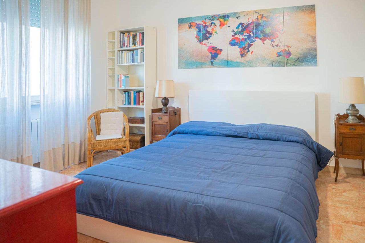 076 - Casa La Libreria, Centro Citta Di Chiavari, 500 Metri Da Mare E Spiagge - 2 Camere Da Letto Luaran gambar