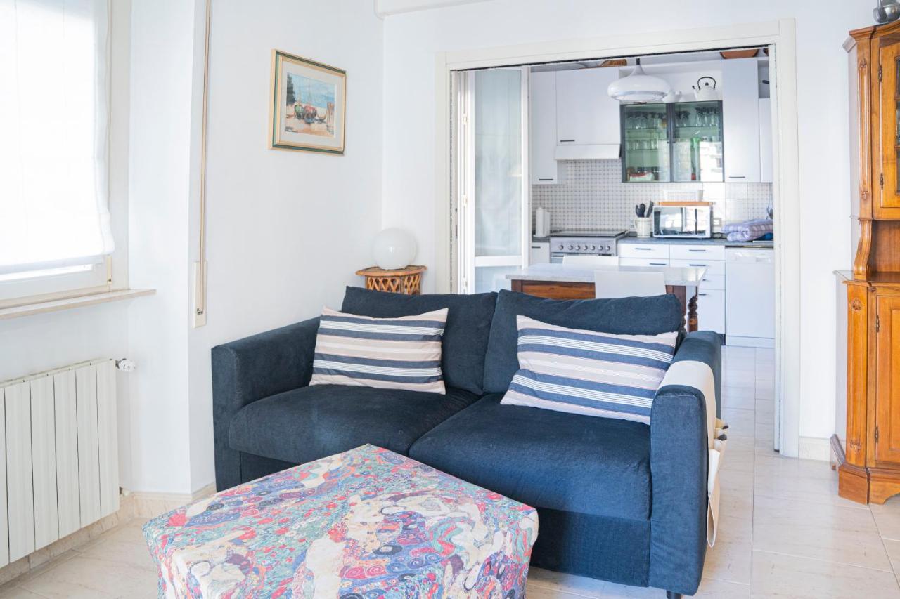 076 - Casa La Libreria, Centro Citta Di Chiavari, 500 Metri Da Mare E Spiagge - 2 Camere Da Letto Luaran gambar